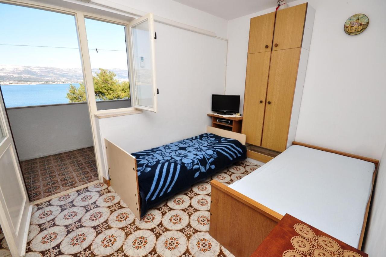 Apartments By The Sea Arbanija, Ciovo - 1085 Trogir Eksteriør bilde