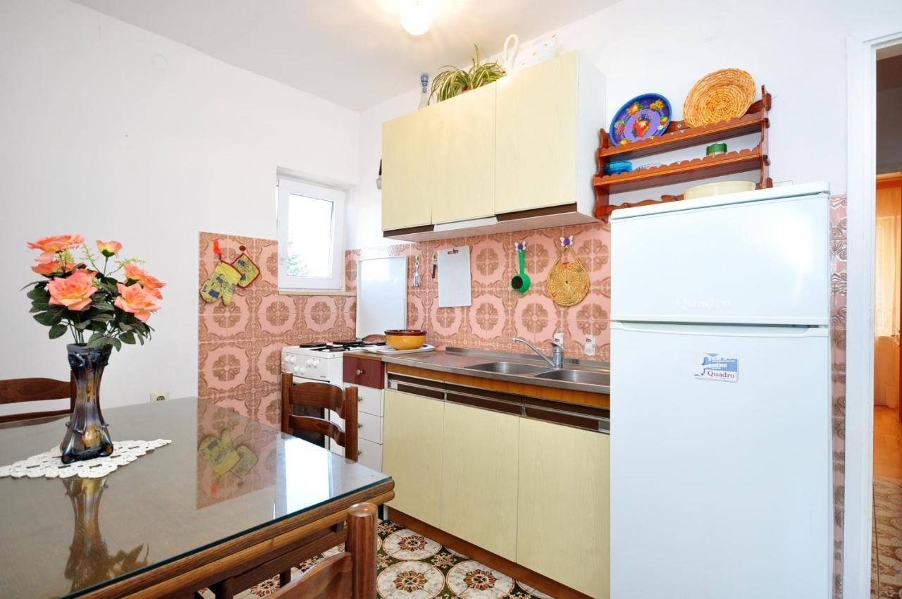 Apartments By The Sea Arbanija, Ciovo - 1085 Trogir Eksteriør bilde